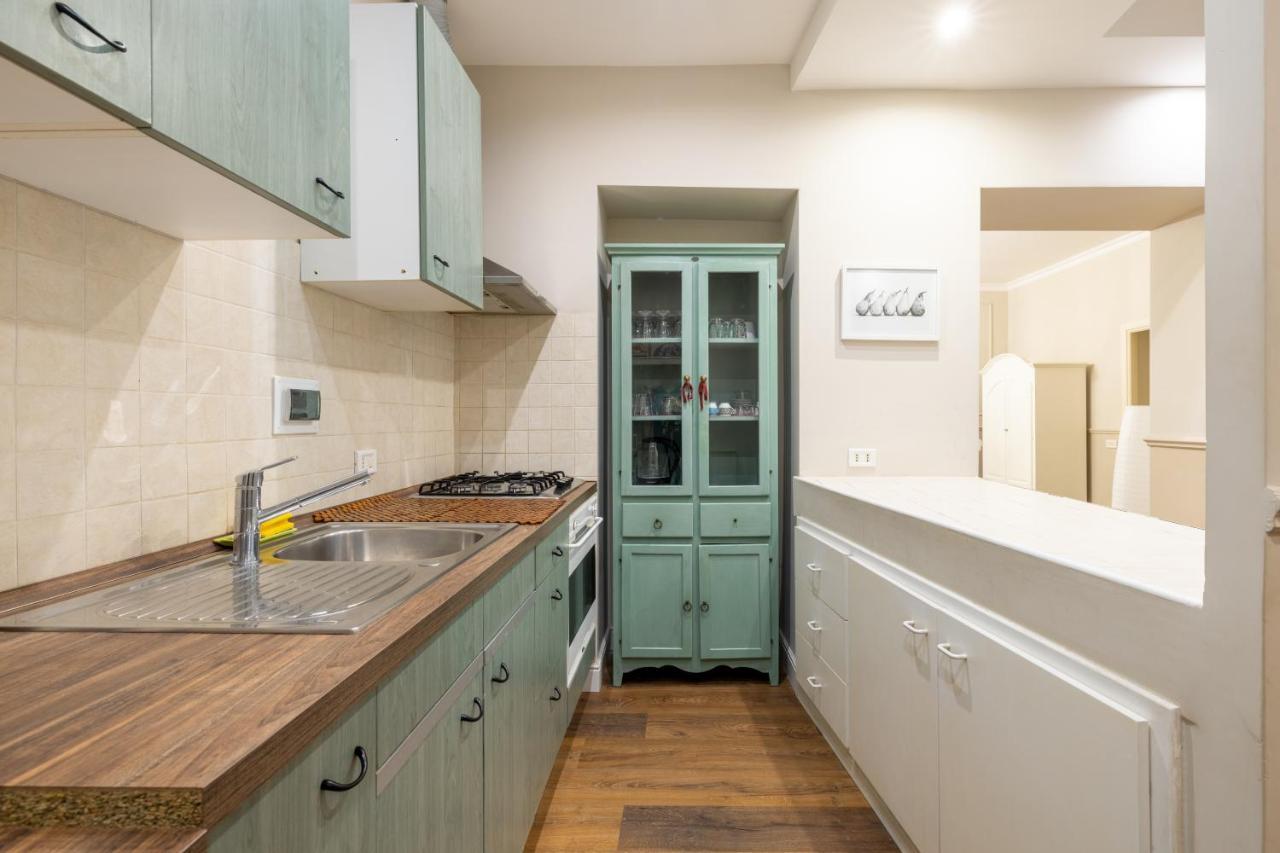 Apartamento Charming With Patio A Few Steps From Colosseum *
