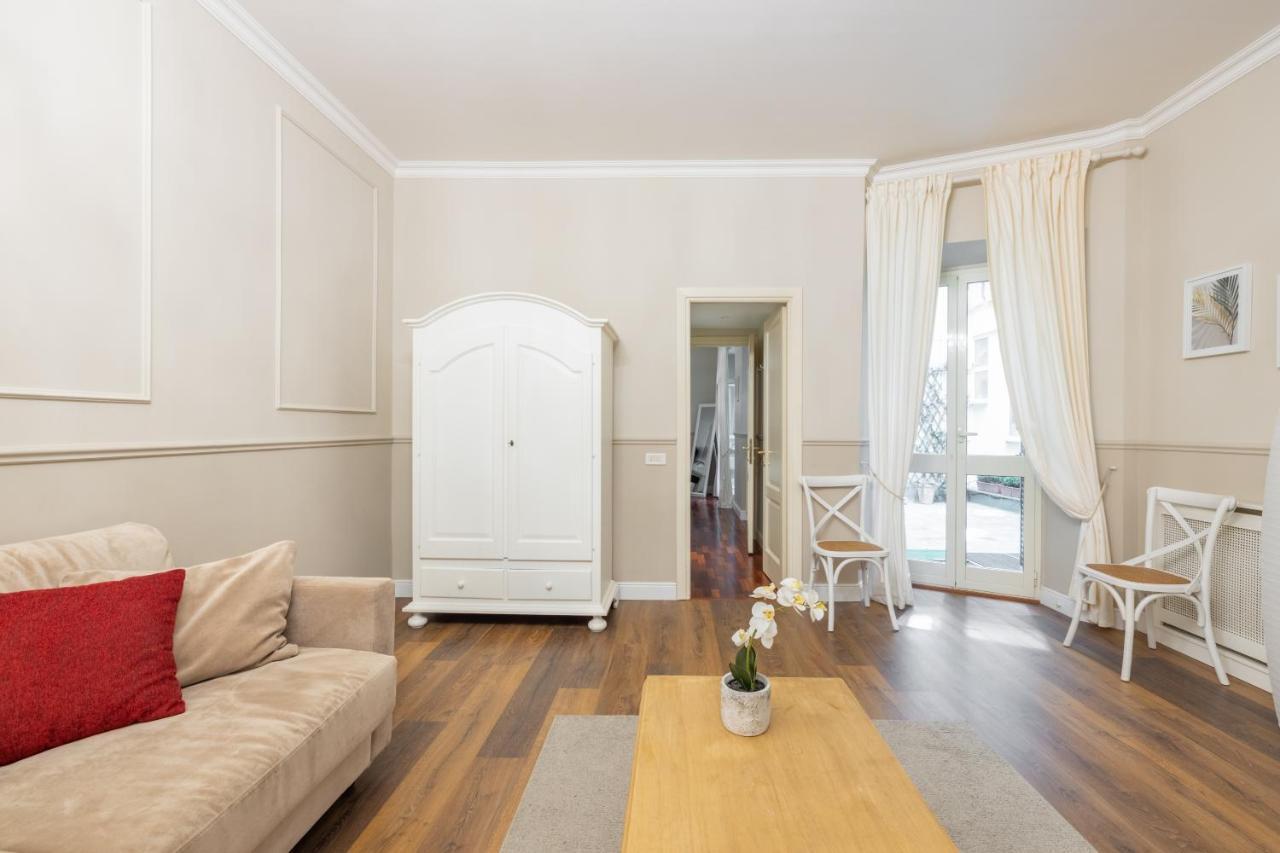 Appartamento Charming With Patio A Few Steps From Colosseum *